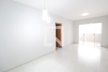 Sala de apartamento para alugar com 3 quartos, 105m² em Centro, Uberlândia