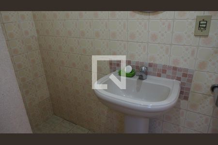 Casa para alugar com 296m², 3 quartos e 2 vagasBanheiro