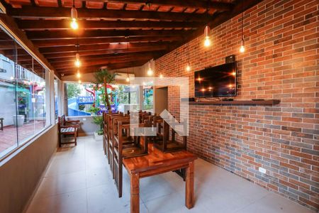 Apartamento para alugar com 63m², 3 quartos e 2 vagas Apartamento para alugar com 63m², 3 quartos e 2 vagasÁrea comum - Churrasqueira