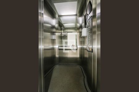 Apartamento para alugar com 63m², 3 quartos e 2 vagas Apartamento para alugar com 63m², 3 quartos e 2 vagasElevador