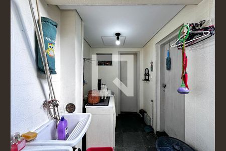 Casa à venda com 160m², 3 quartos e 2 vagasÁrea de Serviço