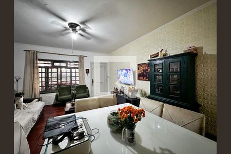 Sala de casa à venda com 3 quartos, 160m² em Campo Belo, São Paulo