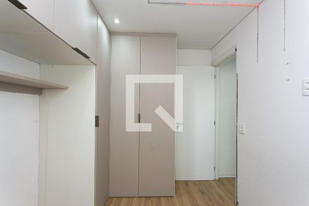 Quarto 1 de apartamento para alugar com 2 quartos, 42m² em Guaiaúna, São Paulo