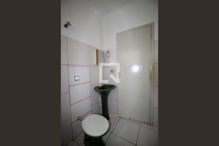 Banheiro de casa para alugar com 1 quarto, 60m² em Jardim Gutierres, Sorocaba