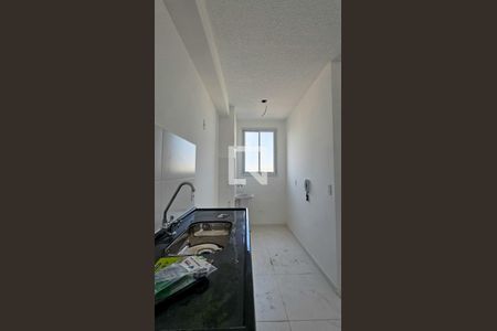 Sala / Cozinha de apartamento para alugar com 2 quartos, 38m² em Jardim Prudência, São Paulo