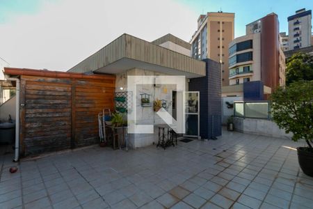 Apartamento à venda com 210m², 4 quartos e 3 vagasÁrea comum