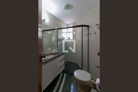 Apartamento à venda com 210m², 4 quartos e 3 vagasBanheiro