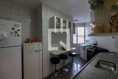 Apartamento à venda com 210m², 4 quartos e 3 vagasCozinha