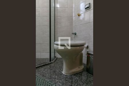 Apartamento à venda com 210m², 4 quartos e 3 vagasBanheiro