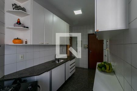 Apartamento à venda com 210m², 4 quartos e 3 vagasCozinha