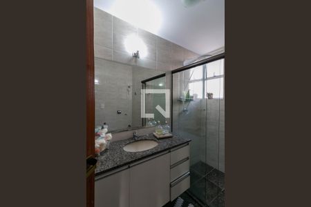 Apartamento à venda com 210m², 4 quartos e 3 vagasBanheiro