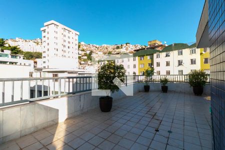 Apartamento à venda com 210m², 4 quartos e 3 vagasÁrea comum