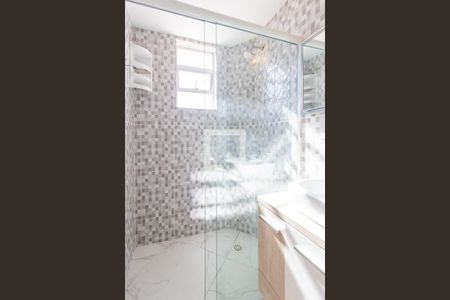 Apartamento para alugar com 110m², 3 quartos e 1 vaga Apartamento para alugar com 110m², 3 quartos e 1 vagaBanheiro da Suíte