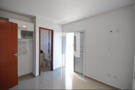 Suíte 1 de casa de condomínio à venda com 2 quartos, 90m² em Jardim Londrina, São Paulo