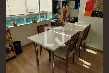 Apartamento para alugar com 44m², 1 quarto e 1 vagaCozinha / Persiana Fechada