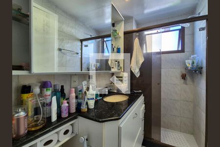 Apartamento à venda com 110m², 4 quartos e 2 vagasBanheiro da Suíte