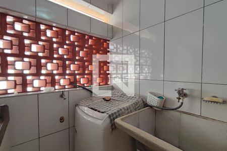 Casa à venda com 190m², 5 quartos e 2 vagasÁrea de Serviço