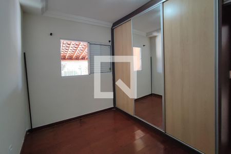 Casa à venda com 190m², 5 quartos e 2 vagasQuarto 2