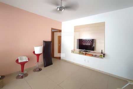 Casa à venda com 190m², 5 quartos e 2 vagasEdícula - Sala