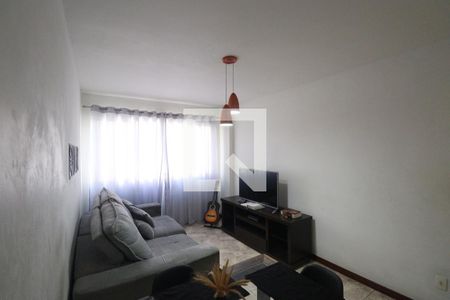 Sala de apartamento para alugar com 2 quartos, 60m² em Brasilândia, São Gonçalo