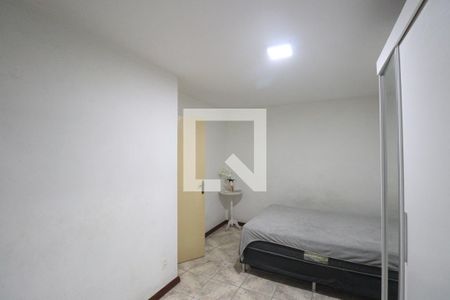 Quarto 2 de apartamento para alugar com 2 quartos, 60m² em Brasilândia, São Gonçalo