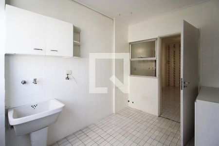 Apartamento para alugar com 120m², 3 quartos e 1 vagaÁrea de Serviço