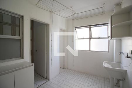 Apartamento para alugar com 120m², 3 quartos e 1 vagaÁrea de Serviço