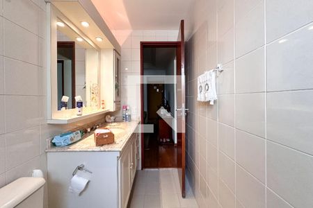 Apartamento à venda com 150m², 3 quartos e 3 vagasBanheiro Social