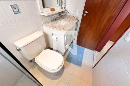 Apartamento à venda com 150m², 3 quartos e 3 vagasBanheiro do Quarto 2