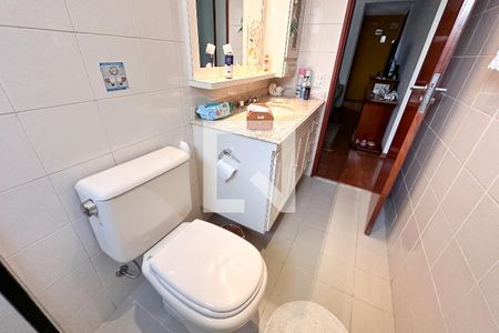 Apartamento à venda com 150m², 3 quartos e 3 vagasBanheiro Social