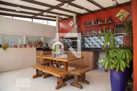 Apartamento à venda com 150m², 3 quartos e 3 vagasChurrasqueira