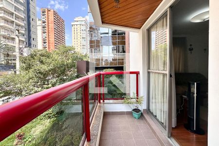 Apartamento à venda com 150m², 3 quartos e 3 vagasVaranda