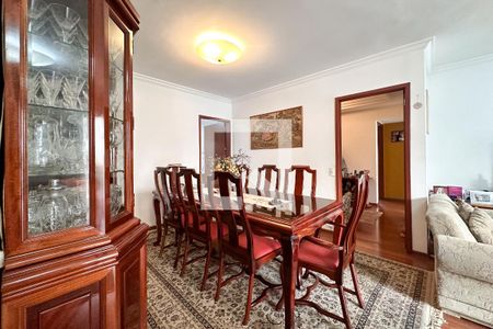 Apartamento à venda com 150m², 3 quartos e 3 vagasSala