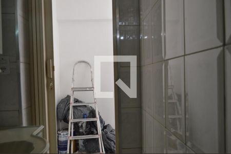 Banheiro de kitnet/studio à venda com 1 quarto, 48m² em Aclimação, São Paulo