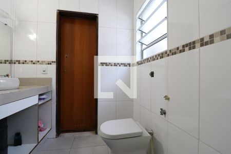 Casa para alugar com 120m², 2 quartos e 1 vagaBanheiro