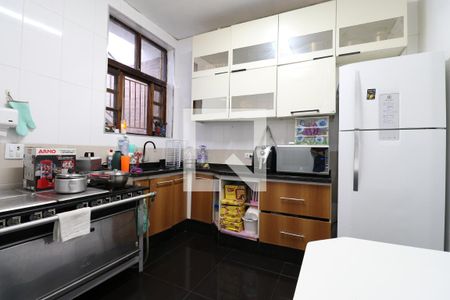 Casa para alugar com 120m², 2 quartos e 1 vagaCozinha