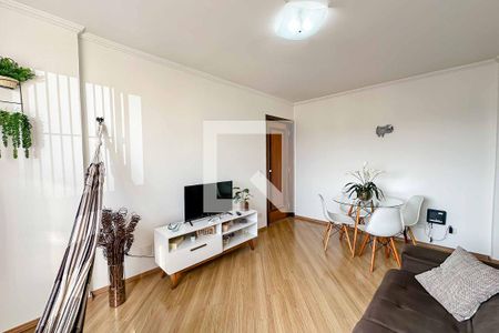 Apartamento para alugar com 73m², 2 quartos e sem vagaSala