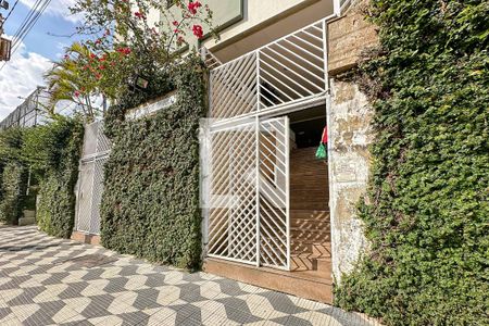 Apartamento para alugar com 73m², 2 quartos e sem vagaFachada