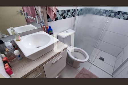 Banheiro de apartamento à venda com 2 quartos, 54m² em Gramadão, Jundiaí