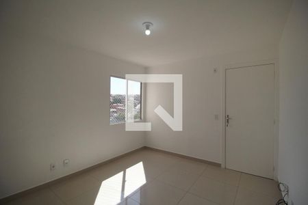 Sala de apartamento para alugar com 2 quartos, 49m² em Jardim Tatiana, Votorantim