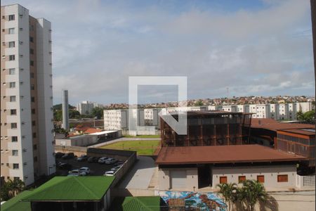 Vista da Sala de apartamento para alugar com 2 quartos, 50m² em Jardim das Margaridas, Salvador