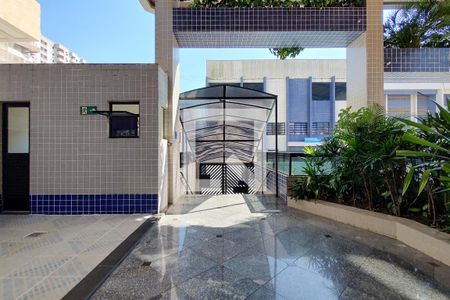 Apartamento para alugar com 72m², 2 quartos e 1 vaga Apartamento para alugar com 72m², 2 quartos e 1 vagaEntrada