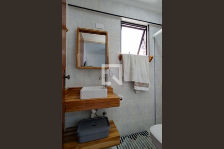 Apartamento para alugar com 72m², 2 quartos e 1 vaga Apartamento para alugar com 72m², 2 quartos e 1 vagaBanheiro da Suíte