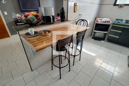 Apartamento para alugar com 72m², 2 quartos e 1 vaga Apartamento para alugar com 72m², 2 quartos e 1 vagaCozinha