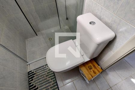 Apartamento para alugar com 72m², 2 quartos e 1 vaga Apartamento para alugar com 72m², 2 quartos e 1 vagaBanheiro da Suíte