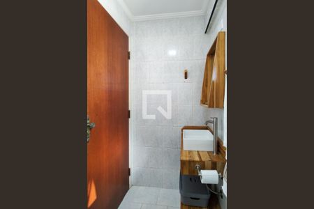 Apartamento para alugar com 72m², 2 quartos e 1 vaga Apartamento para alugar com 72m², 2 quartos e 1 vagaBanheiro da Suíte