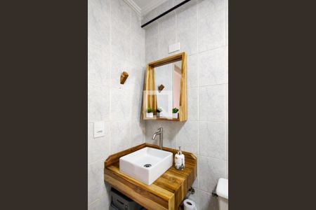 Apartamento para alugar com 72m², 2 quartos e 1 vaga Apartamento para alugar com 72m², 2 quartos e 1 vagaBanheiro
