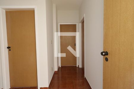 Corredor  de apartamento para alugar com 3 quartos, 100m² em Higienopolis, Ribeirão Preto