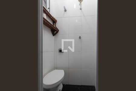 Apartamento à venda com 93m², 3 quartos e sem vagaBanheiro de Serviço