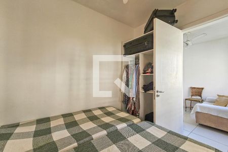 Quarto 1 de apartamento para alugar com 2 quartos, 50m² em Pitangueiras, Guarujá